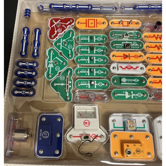 Snap Circuits Extreme SC-750 750 Computer Interface Projects STEM 99% Complete - Picture 7 of 15